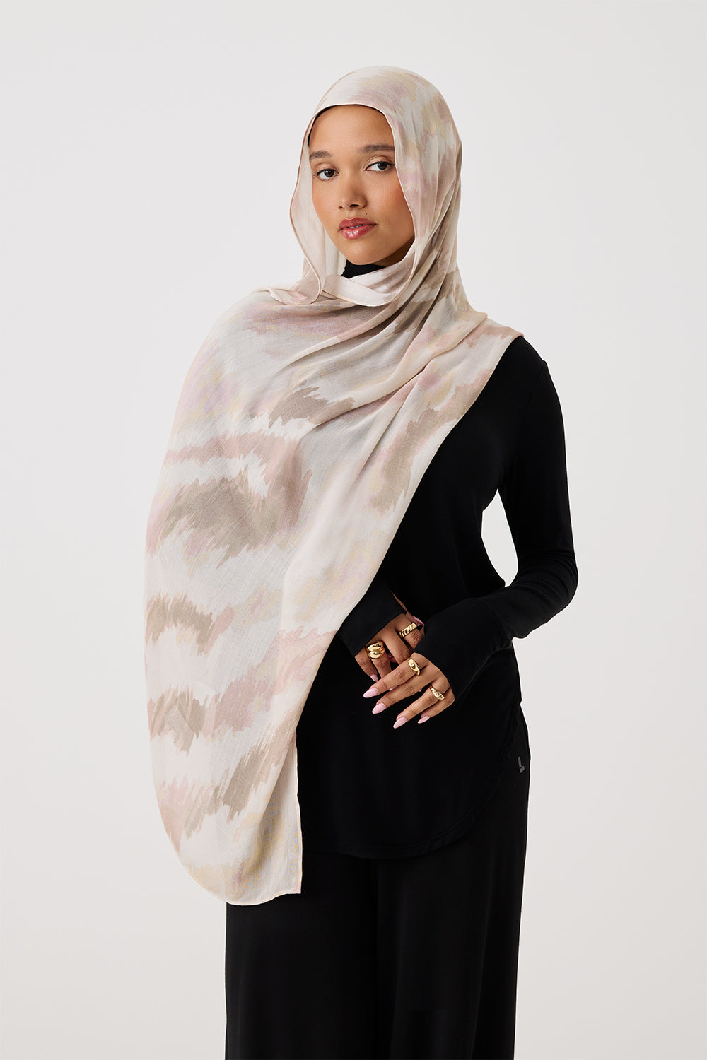 #color_Ivory Mist