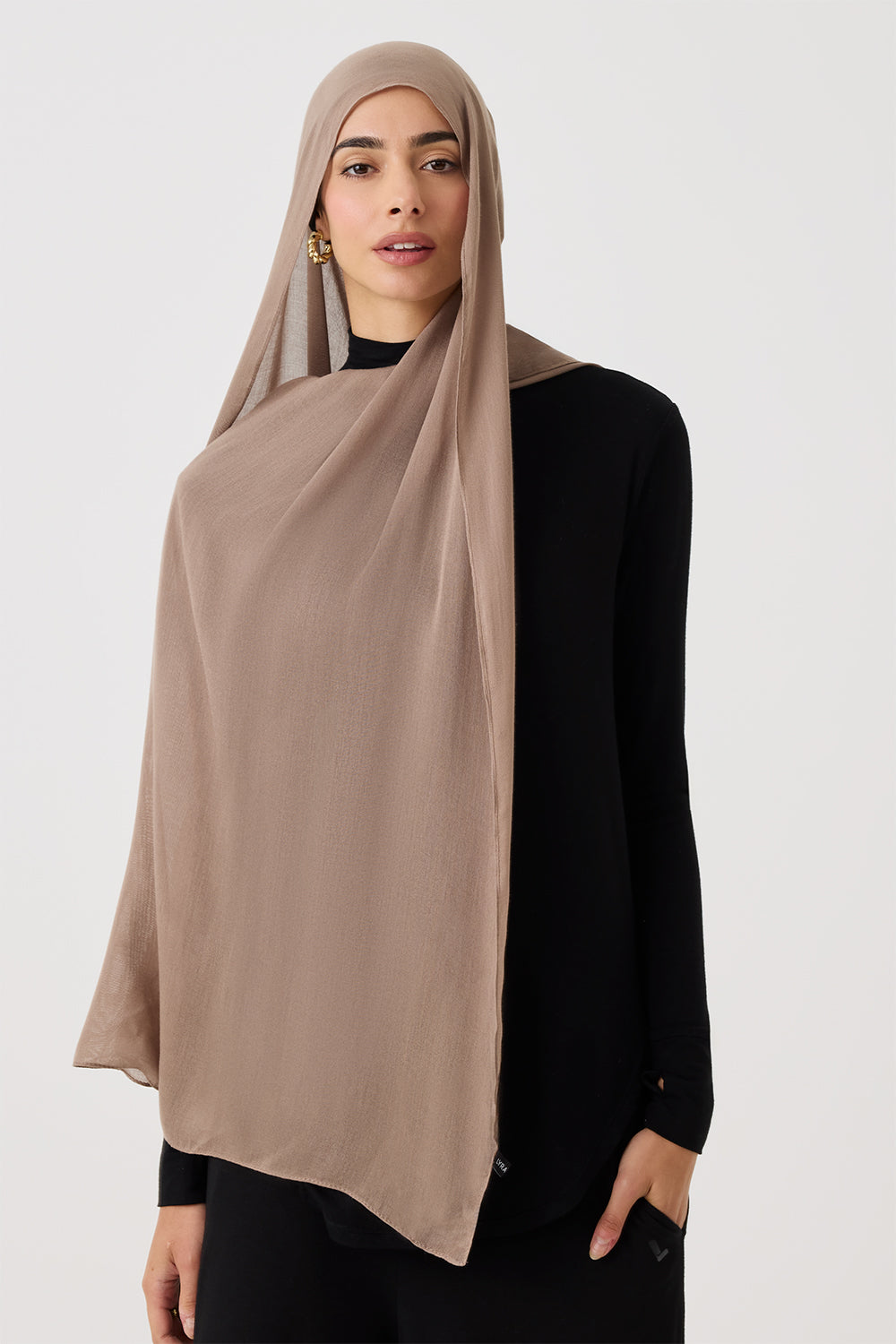 #color_taupe